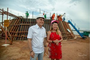 Romero Jucá e Teresa visitam a obra do Parque do Rio Branco