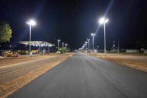 Baliza Melhor com iluminação e asfalto