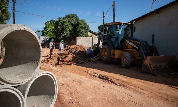 Obra de drenagem acaba com ponto crítico de alagamento no bairro Cauamé, em Boa Vista