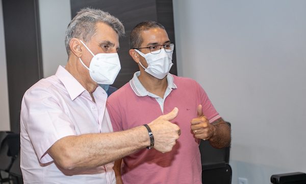 Romero Jucá com o prefeito de Boa Vista Arthur Henrique