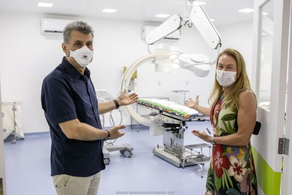 Romero Jucá e Teresa Surita entregaram um hospital novo para Rede de Saúde em Boa Vista