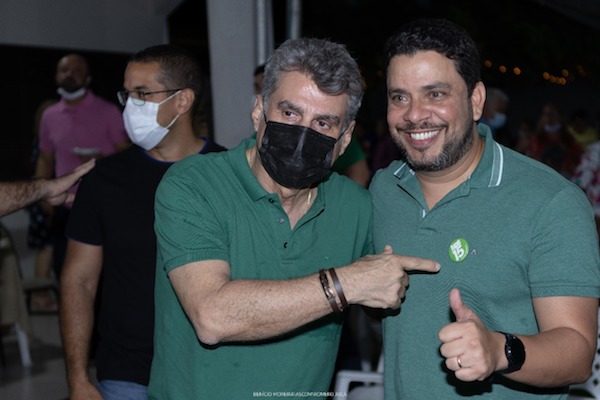 Romero Jucá recebe Paulinho Linhares no MDB de Roraima