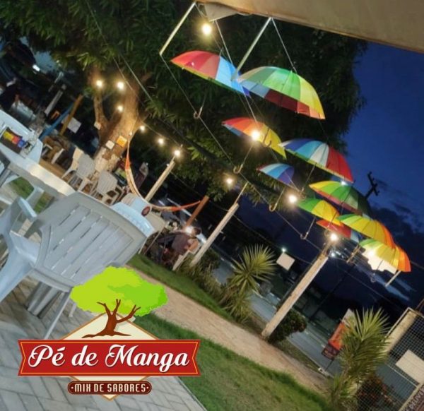 Restaurante em Boa Vista é reconhecido pelo ambiente aconchegante com redes e muitas árvores