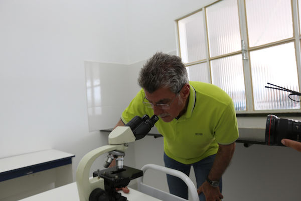 Romero Jucá no posto de saúde da Raposa Serra do Sol