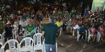 Romero Jucá em reunião no Baliza